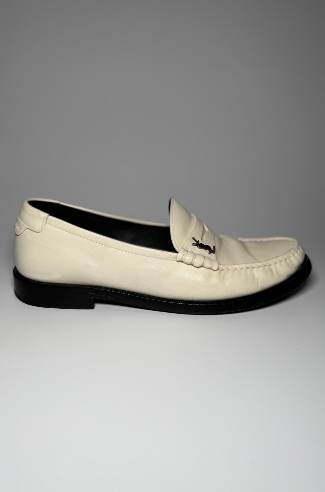 Yves Saint Laurent Penny Deri Beyaz Loafer (37.5)