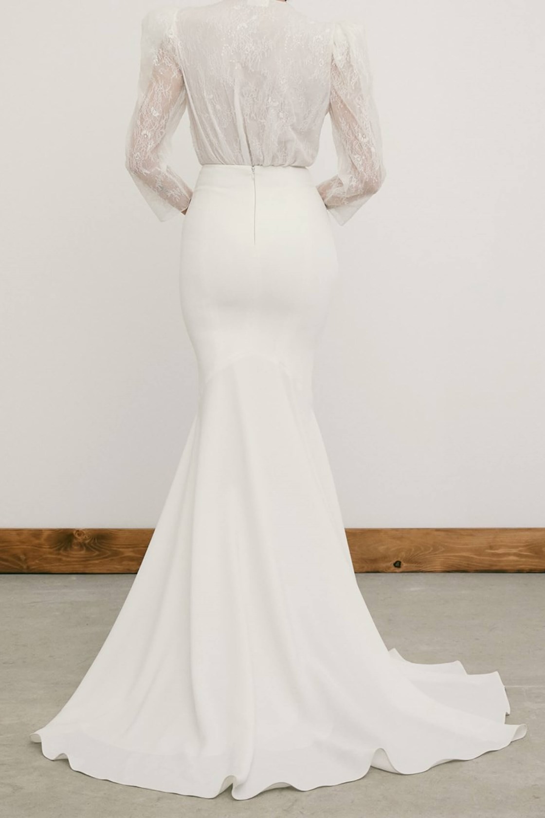 Sei İki Parçalı Dantel Gelinlik