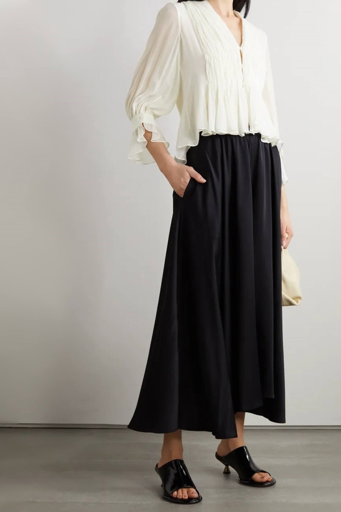 Khaite Carlin Beyaz Drapeli Bluz