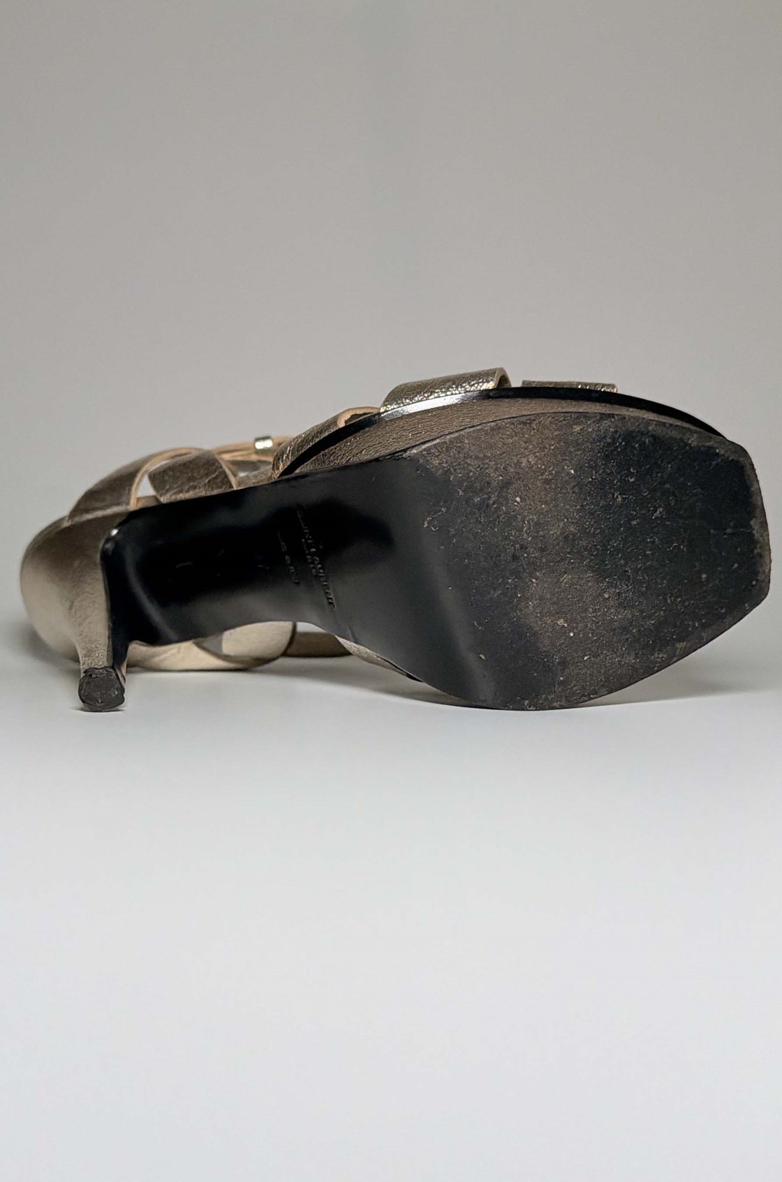 Yves Saint Laurent Tribute Bilekten Bağlamalı Gümüş Topuklu Ayakkabı (37)