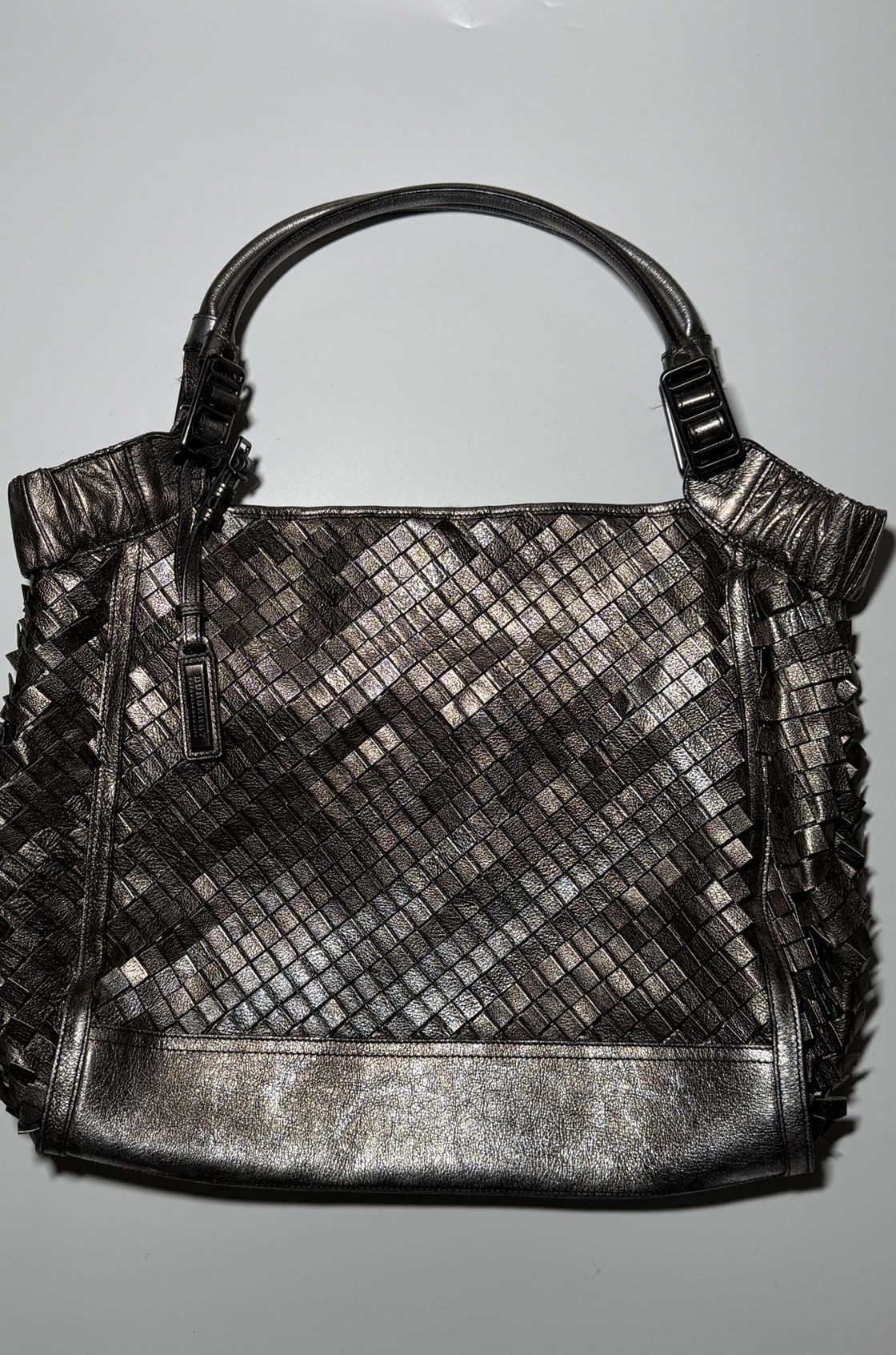 Burberry Street Hobo Metalik Gri Büyük Çanta 