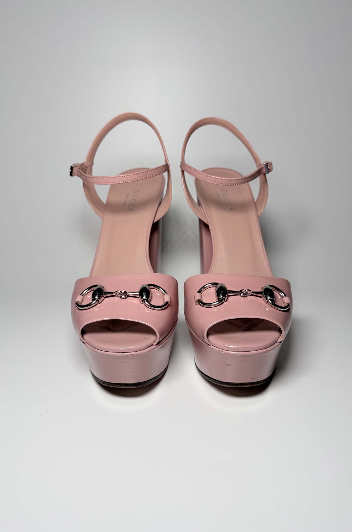 Gucci Horsebit Toz Pembe Kalın Topuklu Ayakkabı (37.5)