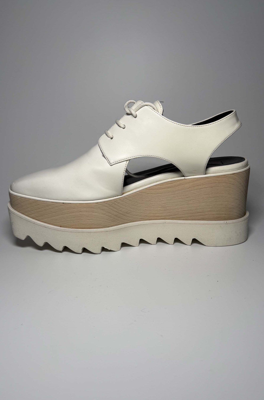 Stella McCartney Elyse Yanları Açıklık Detaylı Beyaz Ayakkabı (36.5)