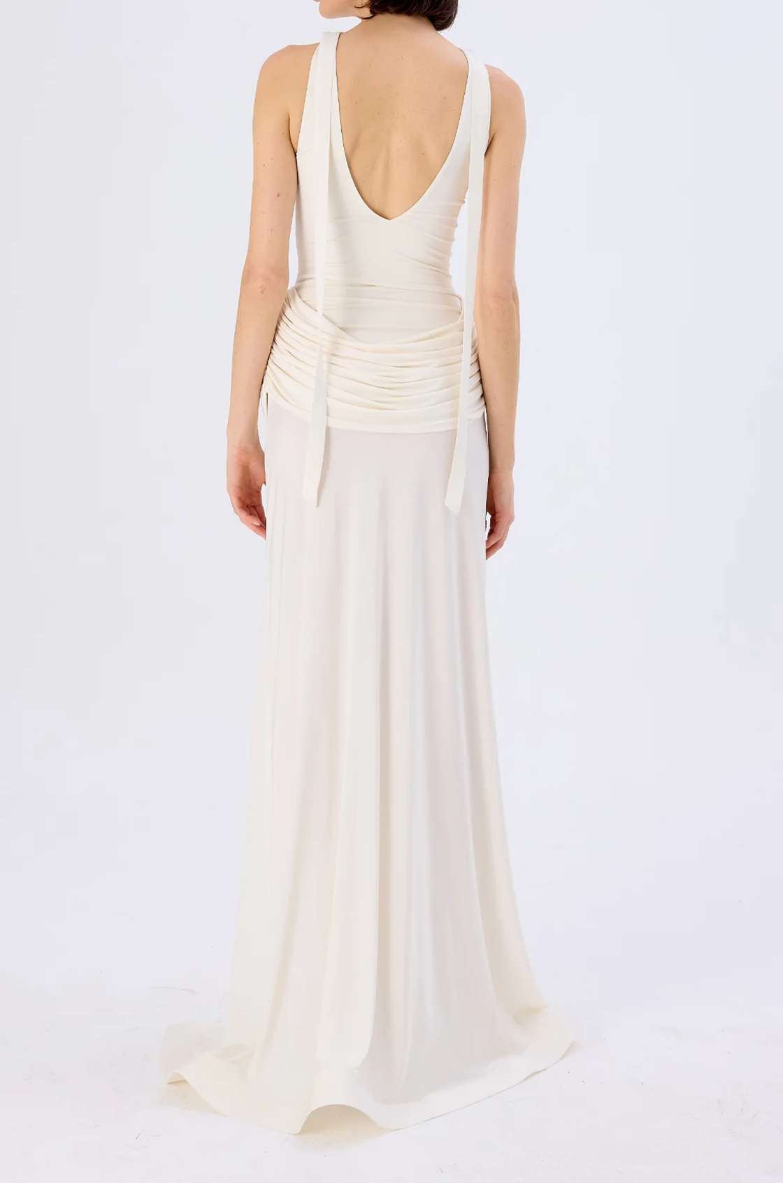 Merelyn Halter Yaka Drapeli Yırtmaçlı Ekru Uzun Elbise