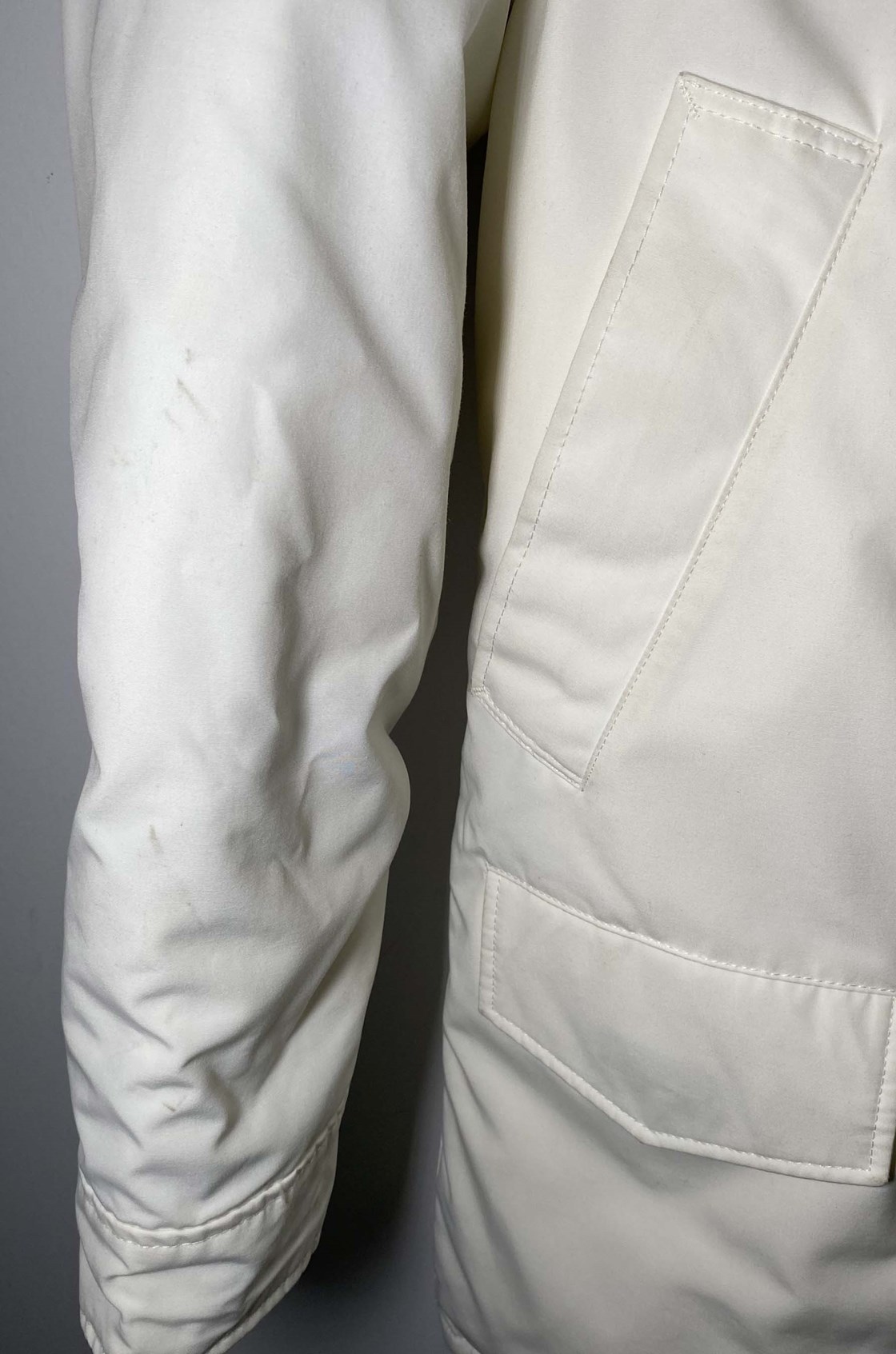 Canada Goose Beyaz Kar Montu 