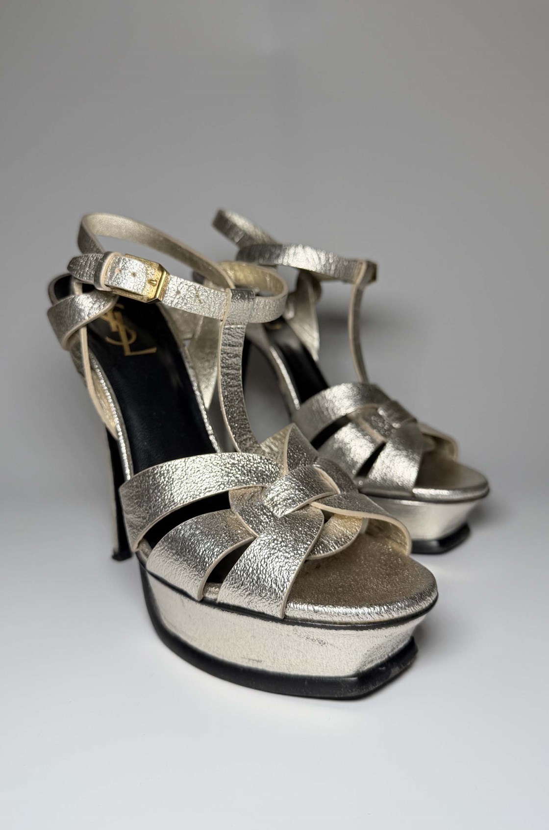 Yves Saint Laurent Tribute Bilekten Bağlamalı Gümüş Topuklu Ayakkabı (37)