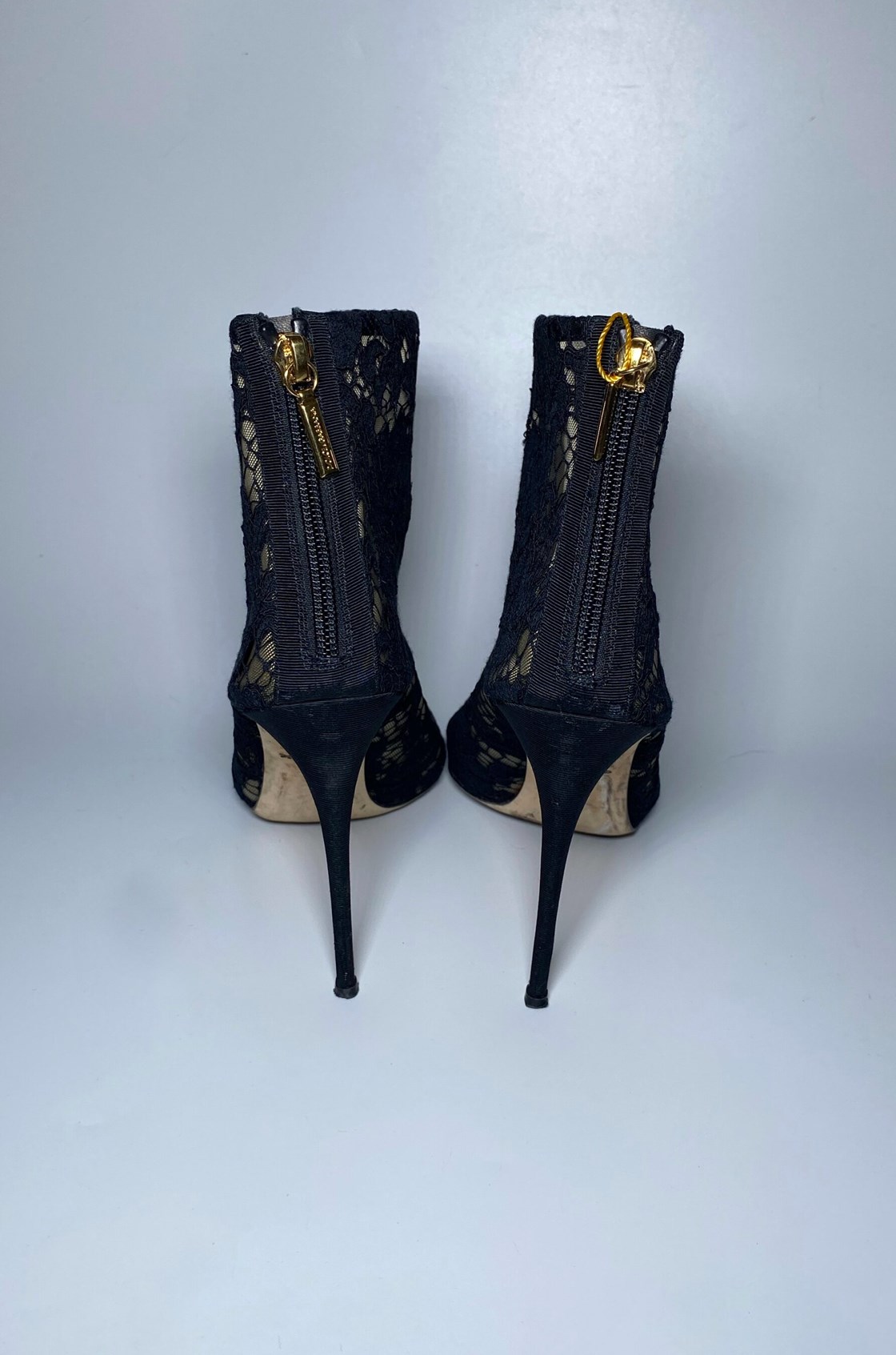 Dolce & Gabbana Lace Dantelli Burnu Açık Siyah Topuklu Ayakkabı (39.5)