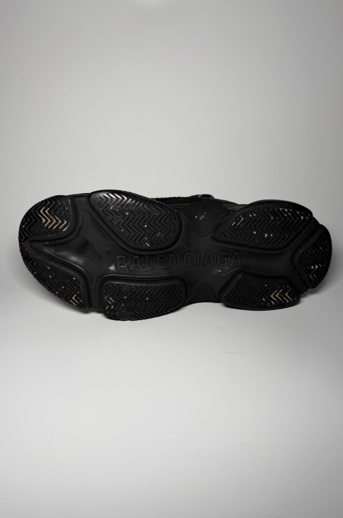 Balenciaga Triple S Kalın Tabanlı Siyah Sneaker (38)