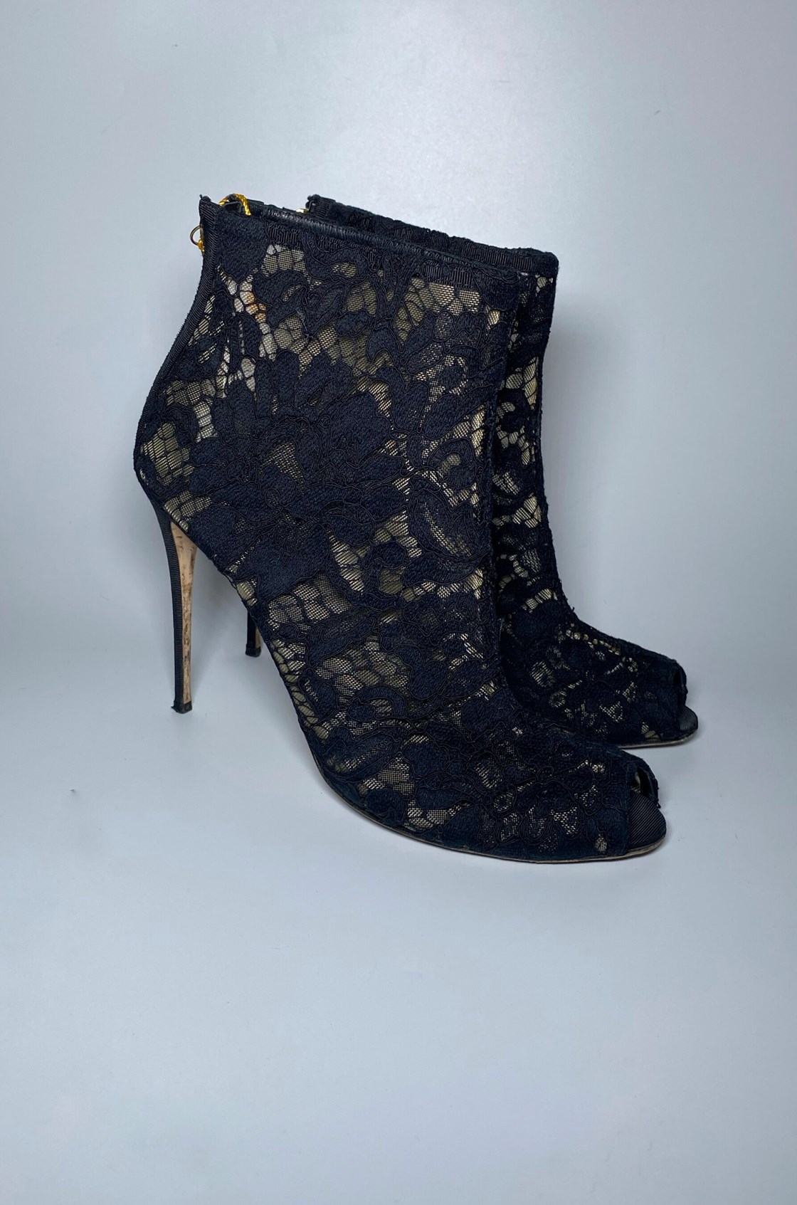 Dolce & Gabbana Lace Dantelli Burnu Açık Siyah Topuklu Ayakkabı (39.5)