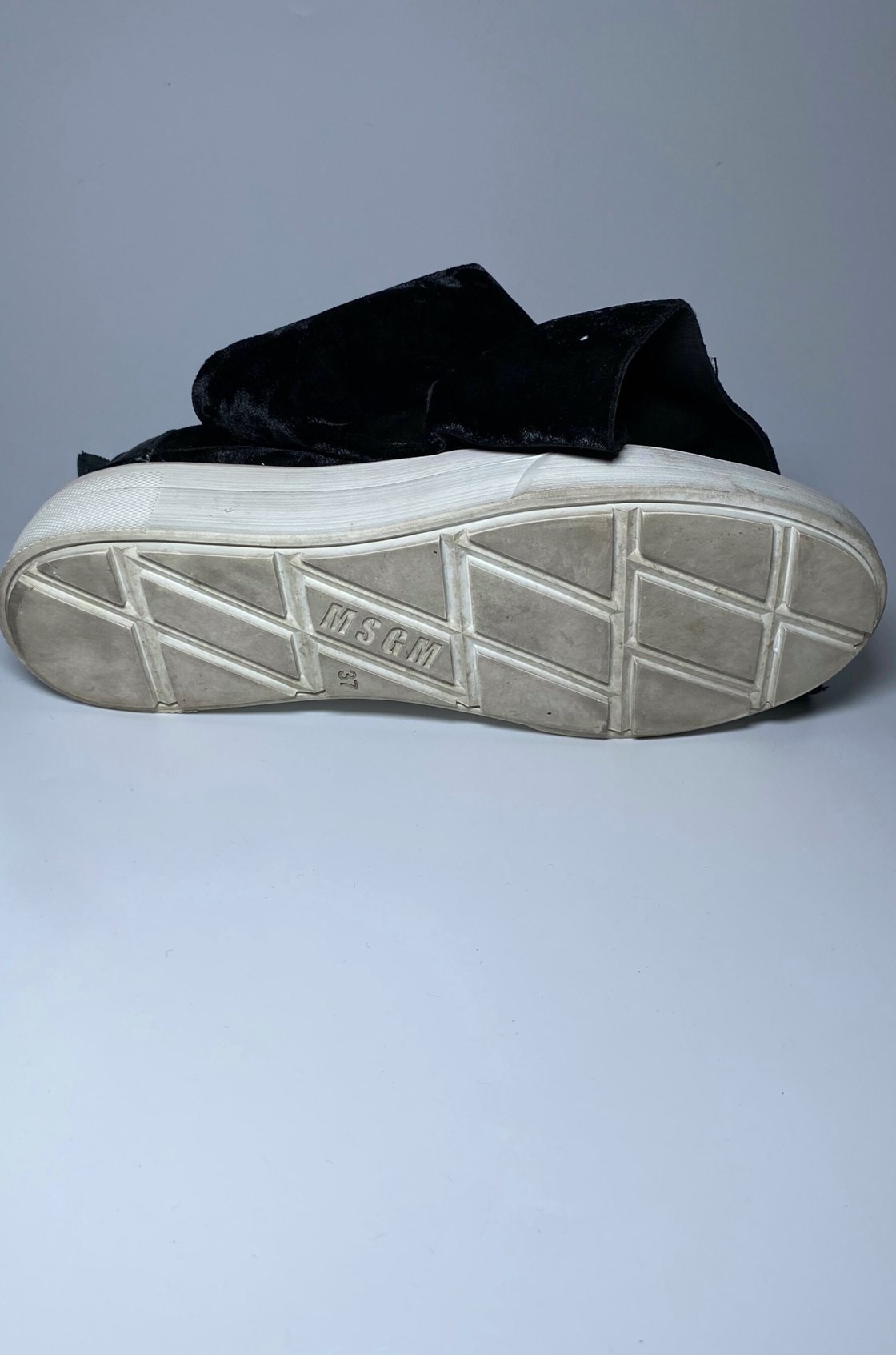 MSGM Samt Kadife Siyah Volanlı Loafer (37)