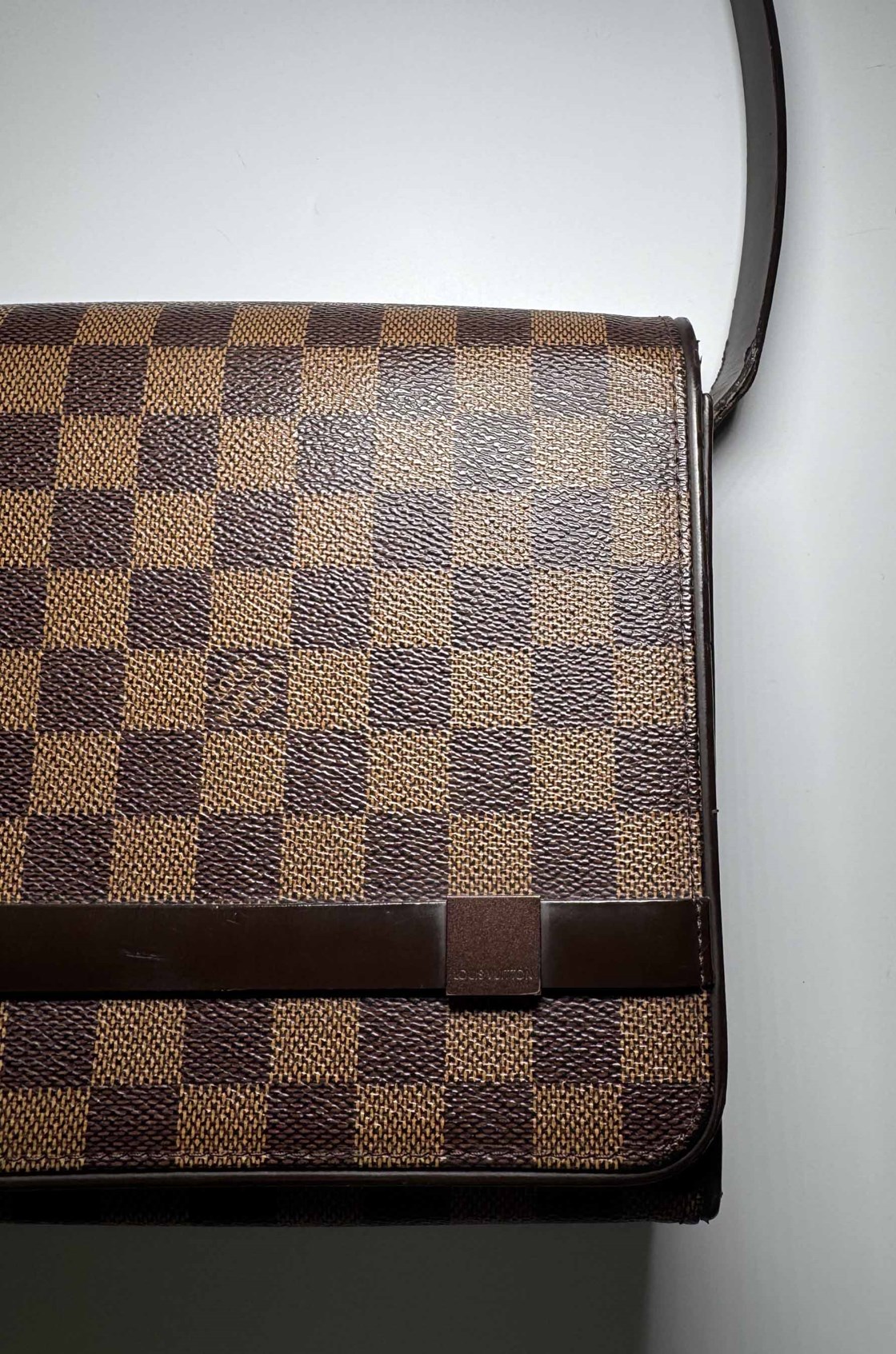 Louis Vuitton Tribeca Mini Omuz Çantası