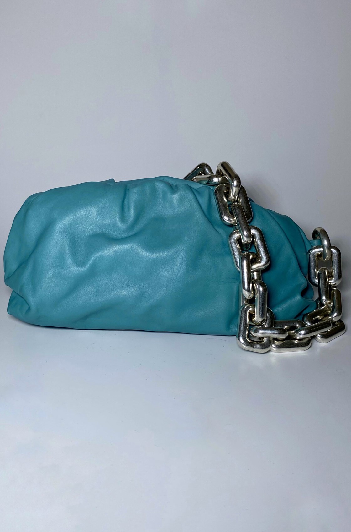 Bottega Veneta The Chain Pouch Mavi Çanta