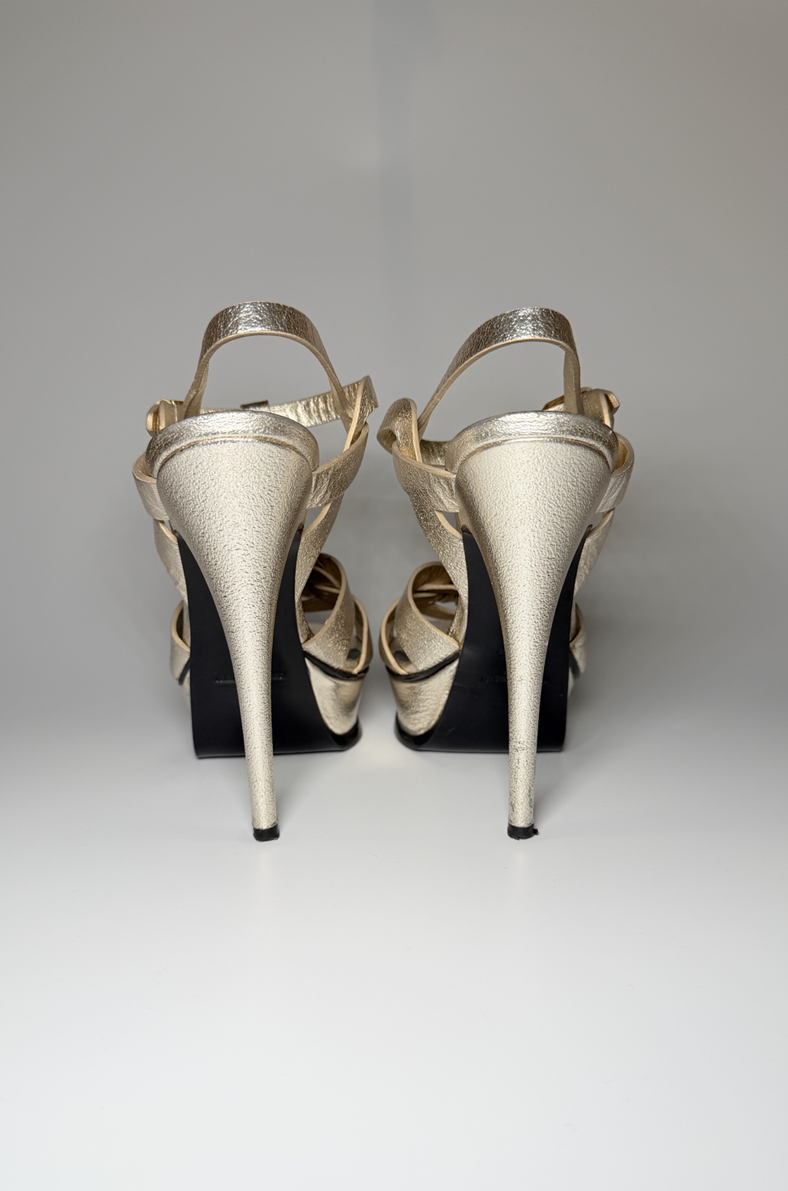 Yves Saint Laurent Tribute Bilekten Bağlamalı Gümüş Topuklu Ayakkabı (37)