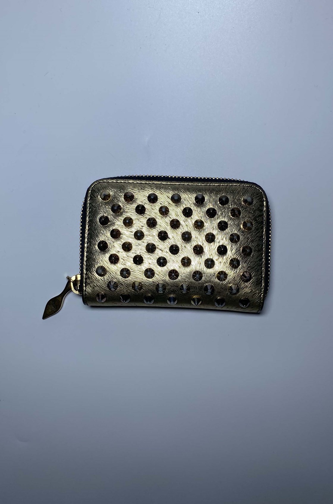 Christian Louboutin Rare Zımba Detaylı Gold Mini Cüzdan