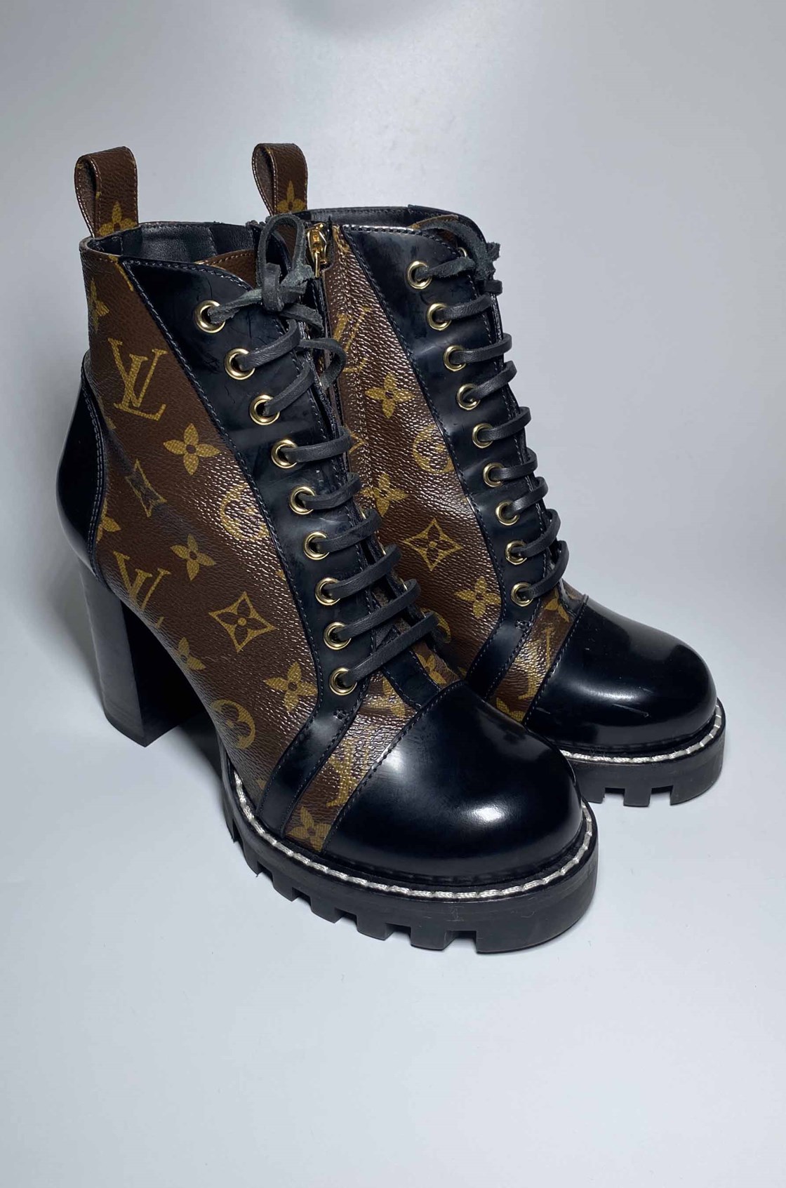 Louis Vuitton Star Trail Logolu Topuklu Bot (38)