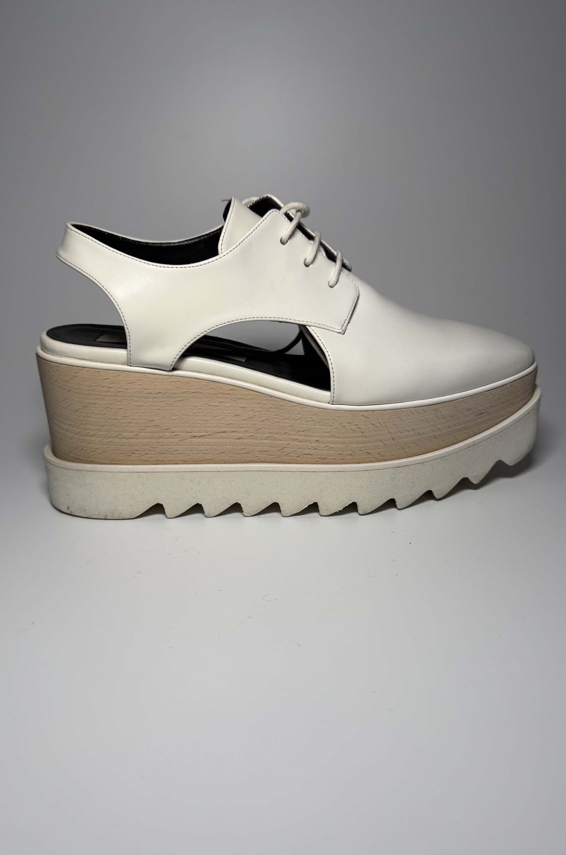 Stella McCartney Elyse Yanları Açıklık Detaylı Beyaz Ayakkabı (36.5)