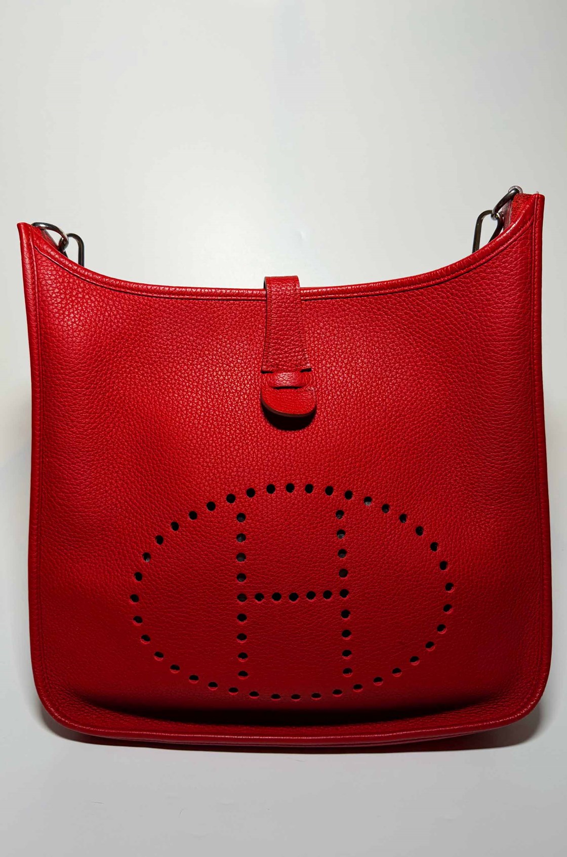 Hermès Evelyne III 33 Taurillion Clemence Kırmızı Çanta