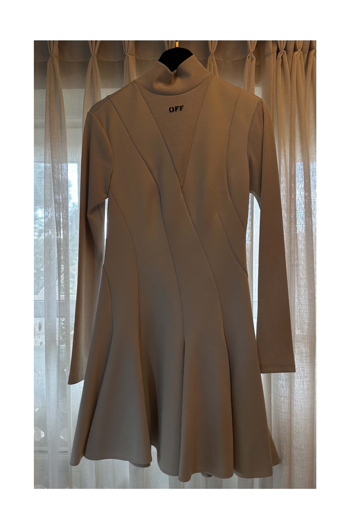 Off-White Bej Uzun Kollu Elbise
