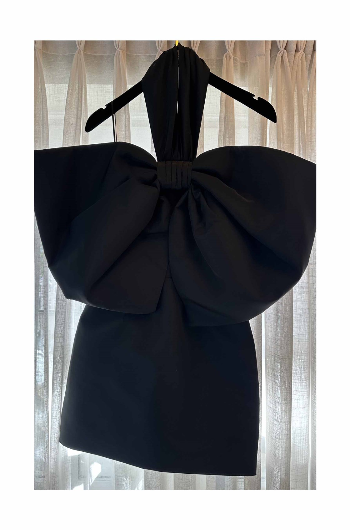H&M Fiyonk Detaylı Siyah Mini Elbise