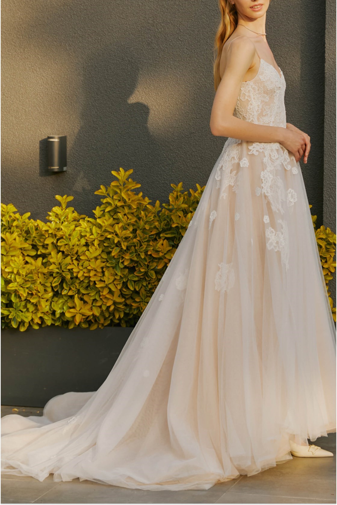 Dream Çiçek İşlemeli Gelinlik