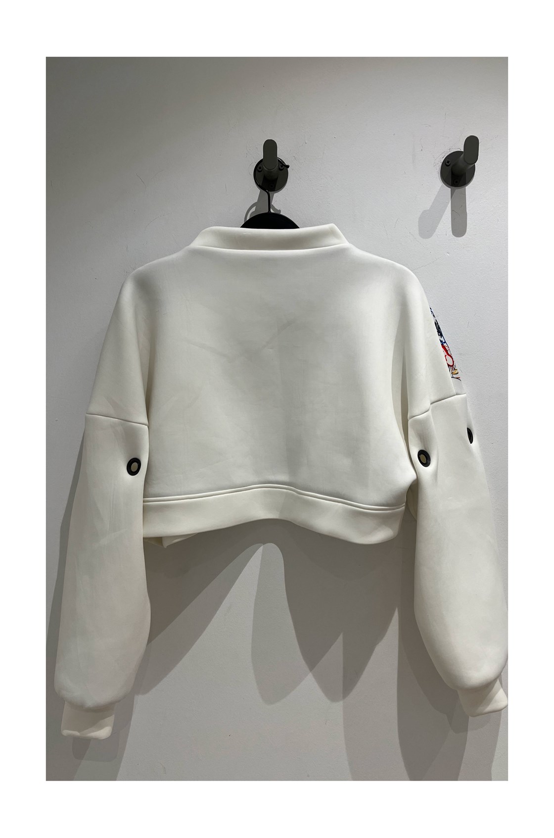 Zeynep Tosun Desenli Crop Sweatshirt